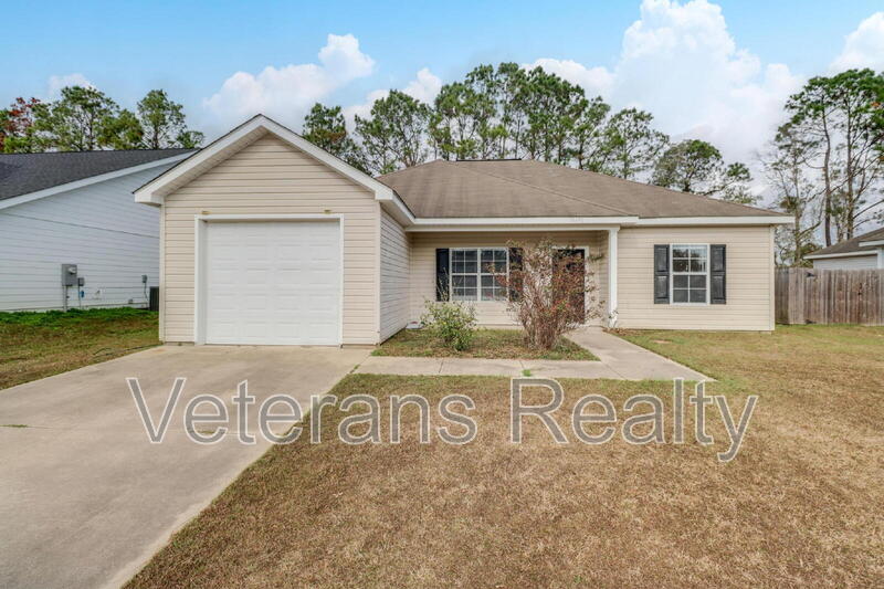 Gulfport House: 18496 Devin Court