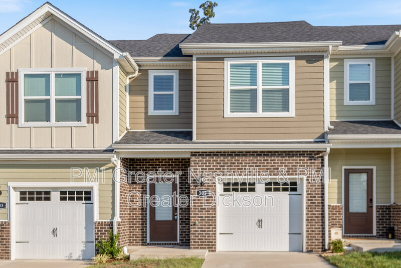 Dickson Condo: 305 Masters Way