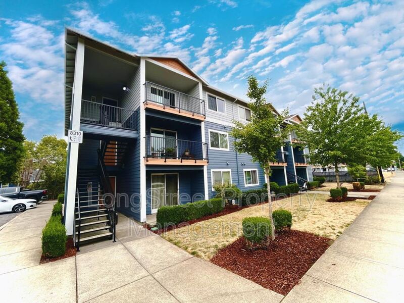 Portland Condo: 8310 SE Rhine Street