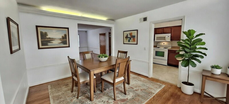 Saint Louis Condo: 8154 Whitburn Dr