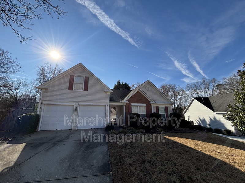 Simpsonville House: 113 West Okaloosa Way