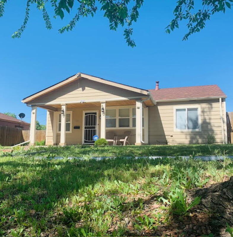 Aurora House: 1121 Alton Street