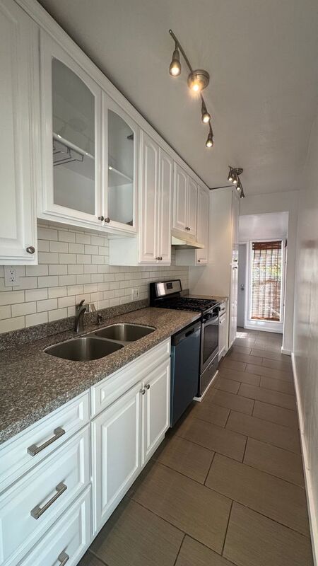 Los Angeles Condo: 1330 Westerly Terrace