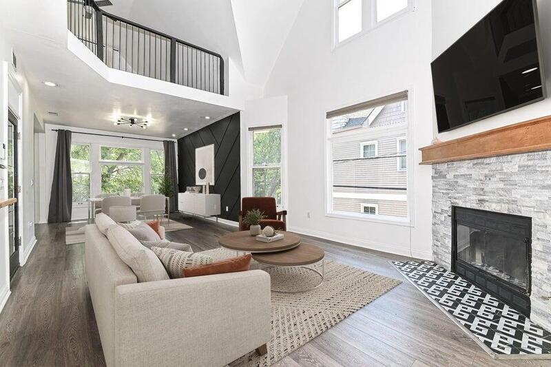 Milwaukee Condo: 118 W Reservoir Ave