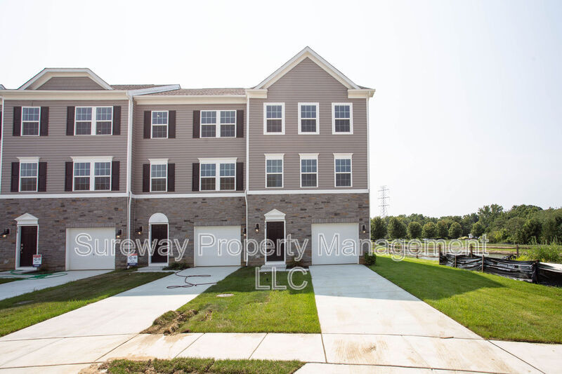 Glassboro Townhome: 234 Macoun Way