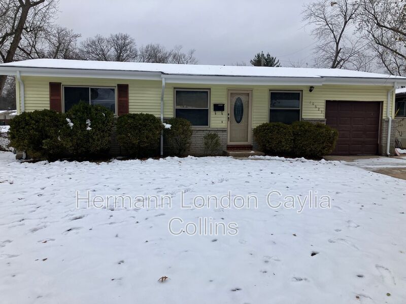 Saint Louis House: 10623 Landseer Drive