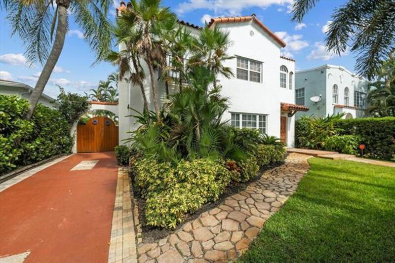 West Palm Beach House: 221 Greymon Drive #0