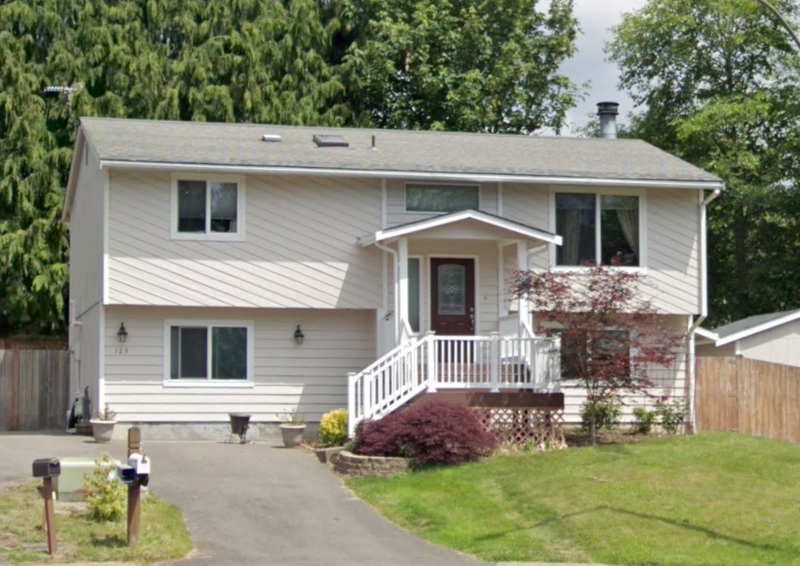 Bothell House: 123 239th Pl SW
