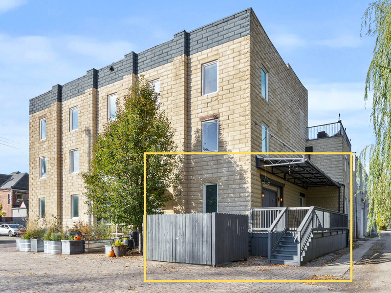 Columbus Condo: 1185 Gustavus Lane