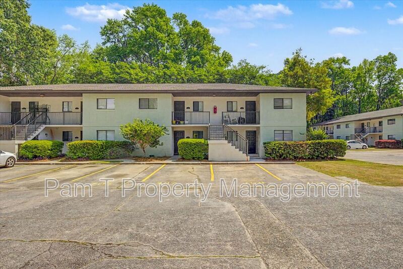 Savannah Condo: 12510 White Bluff Rd