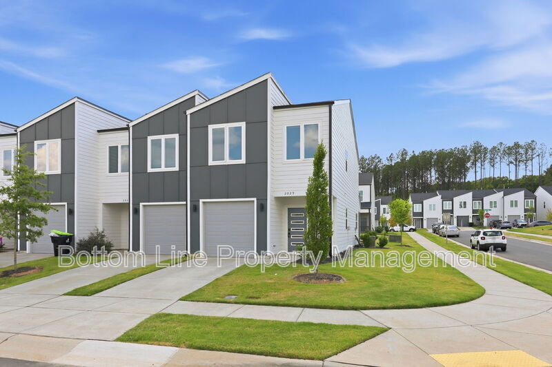 Durham Townhome: 2029 Titanium Rock Rd