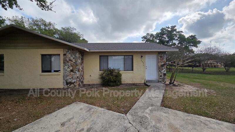 Lakeland Condo: 263 Leelon Rd