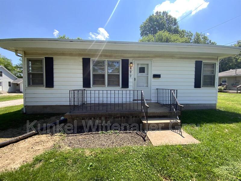 Belleville Condo: 546 N 40th Street-Front