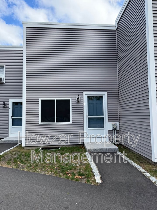 Hyannis Condo: 10 Pine Grove Ave
