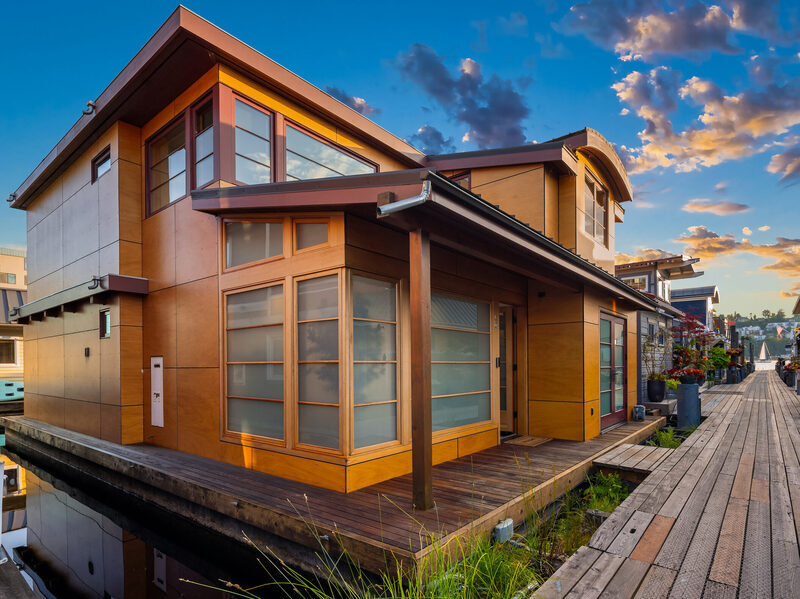 Seattle House: 2339 Fairview Ave E