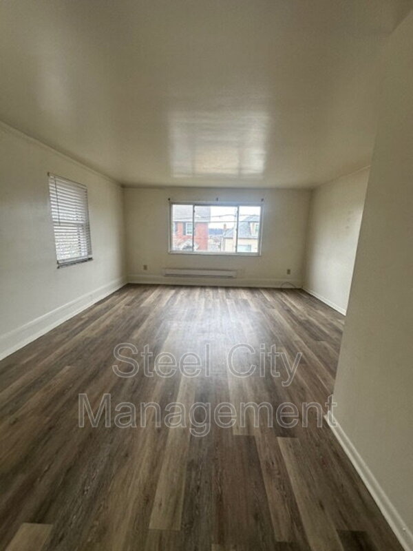 McKeesport Condo: 502 Bayne Street