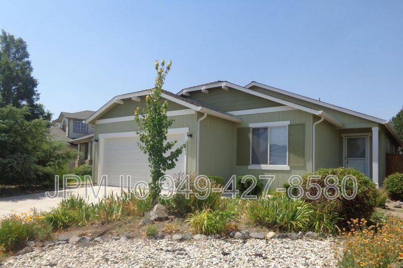 Sparks House: 5065 Pradera St