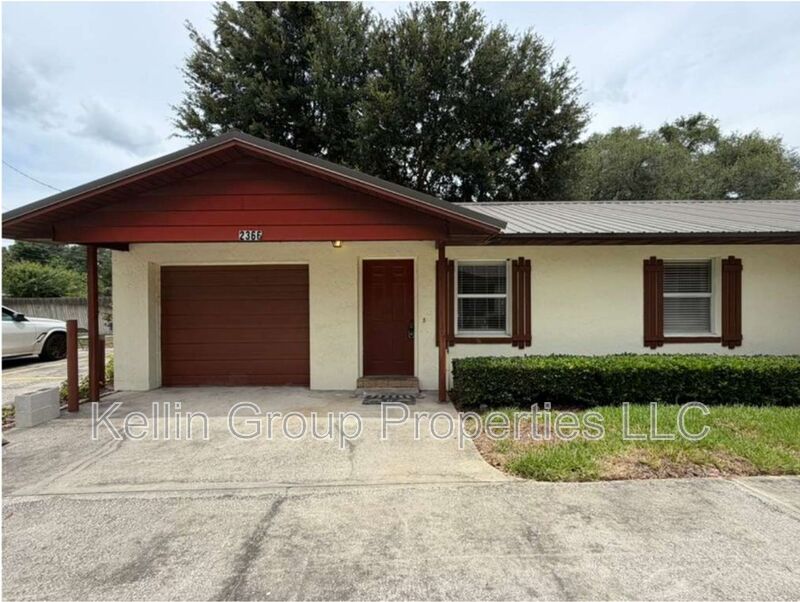 Winterhaven House: 2366 Lake Dr