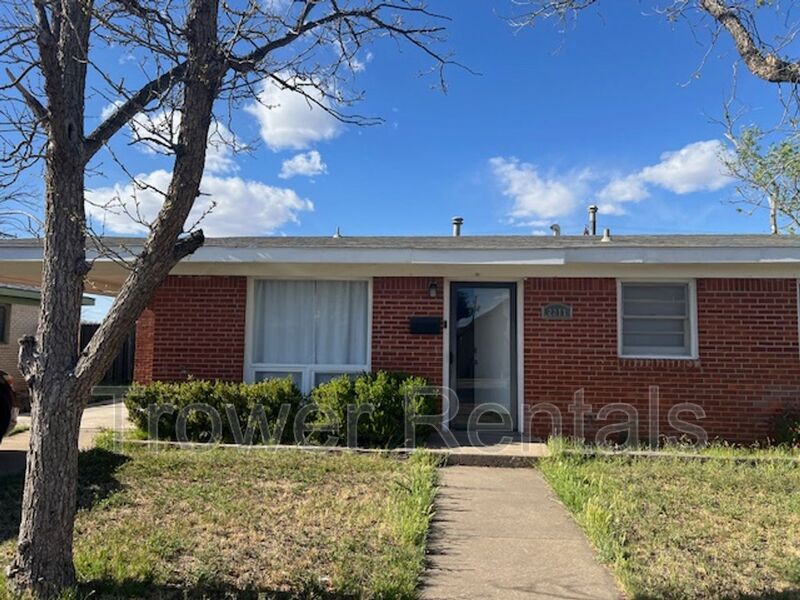 Odessa House: 2211 E 11th
