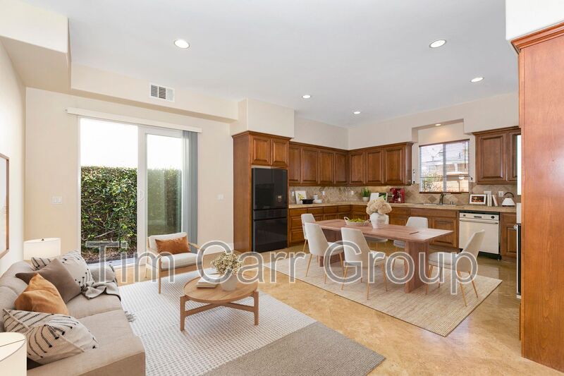 Costa Mesa Condo: 225 Cabrillo