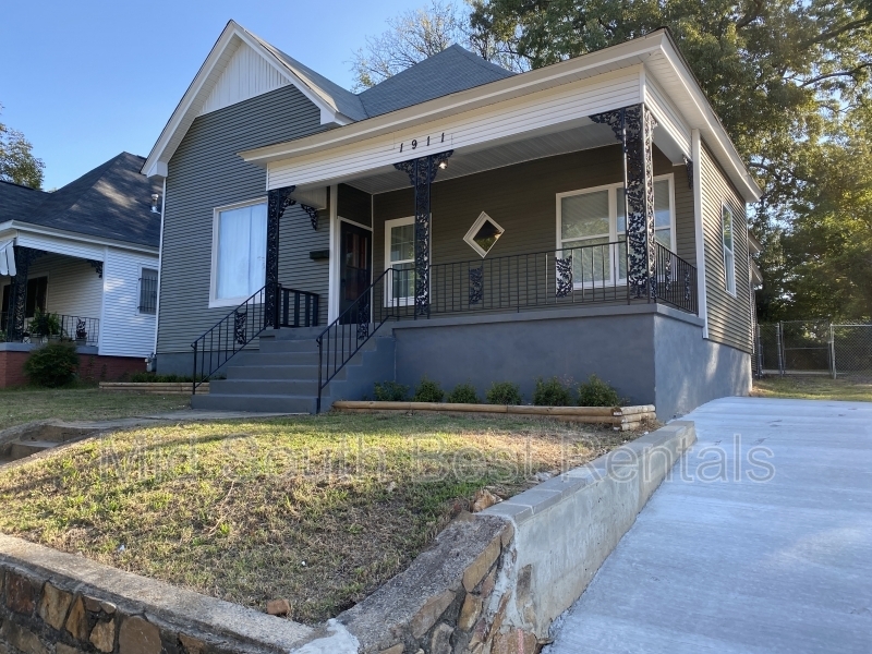 Little Rock House: 1911 S Pulaski St