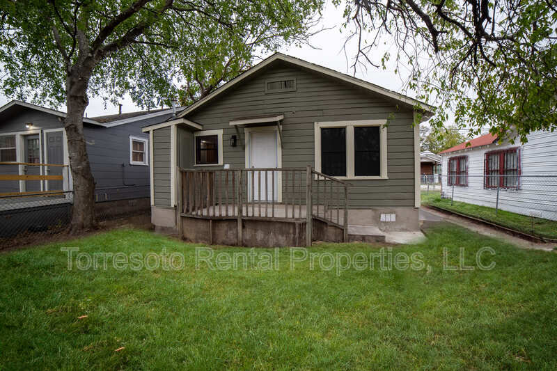 San Antonio House: 1946 Nolan st