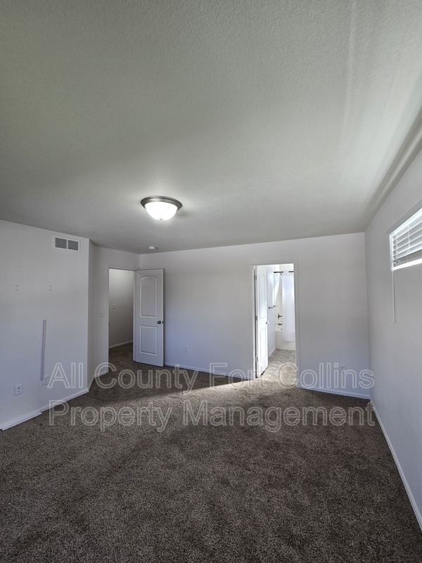 Main Rental Photo 12