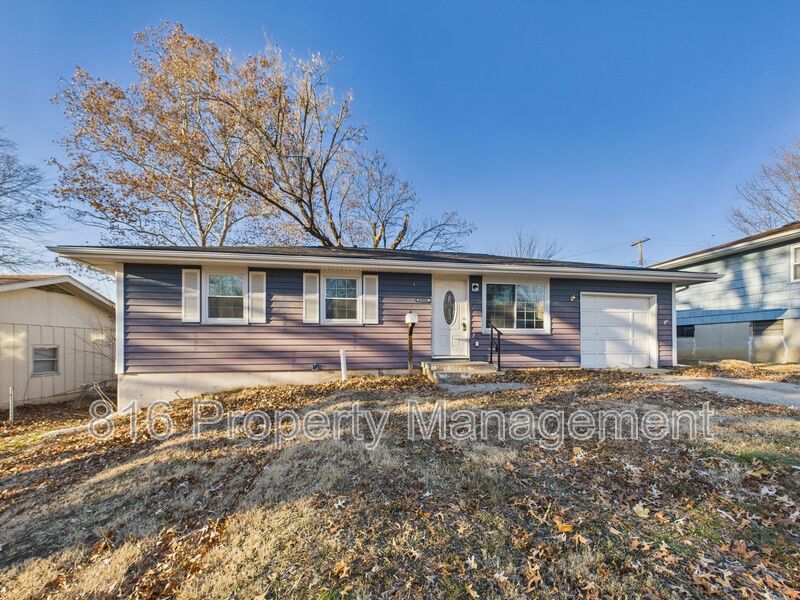Grandview House: 6202 E 150TH Terr