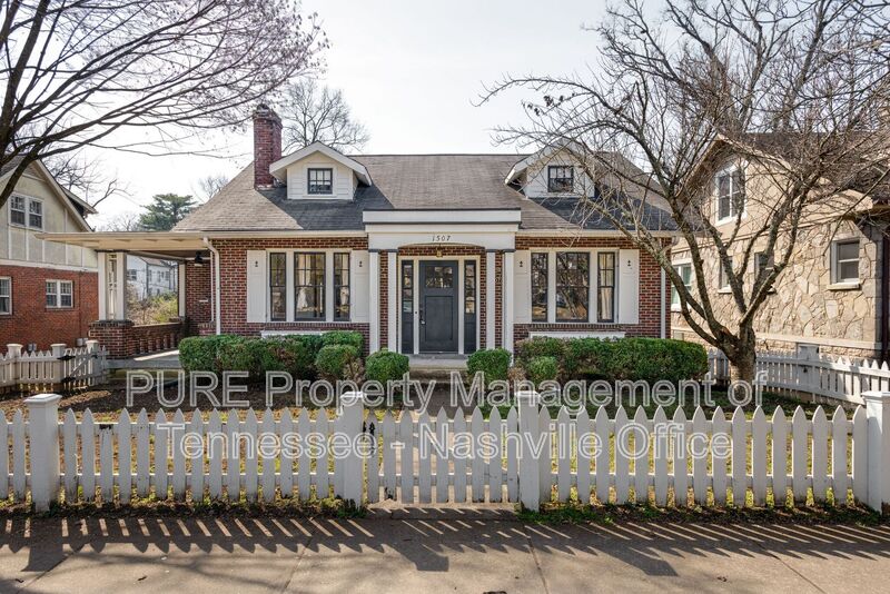 Nashville House: 1507 Cedar Lane