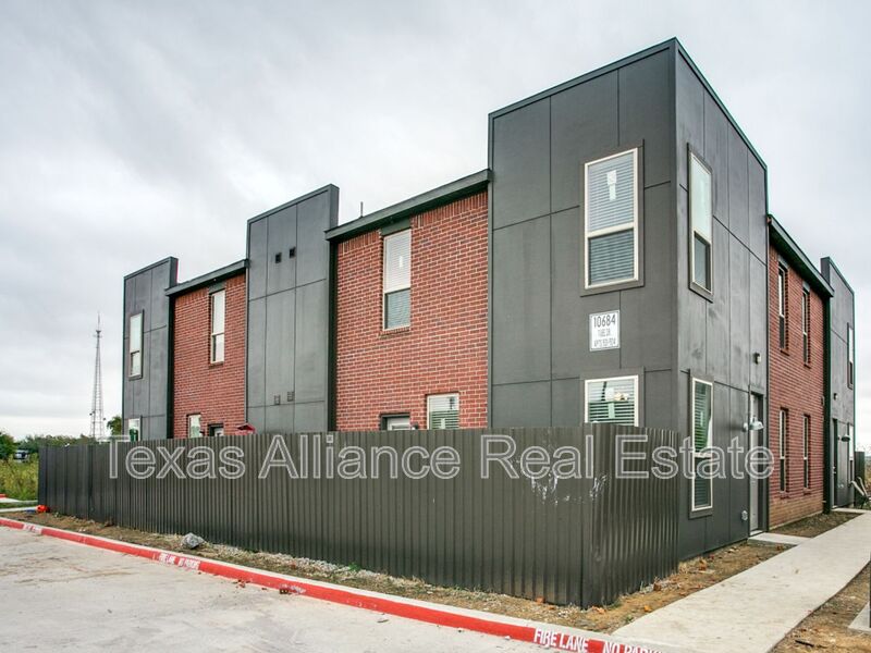 Hurst Condo: 10684 Tube Drive