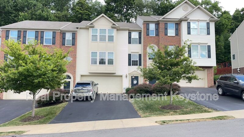 Gibsonia Townhome: 261 Corey Drive
