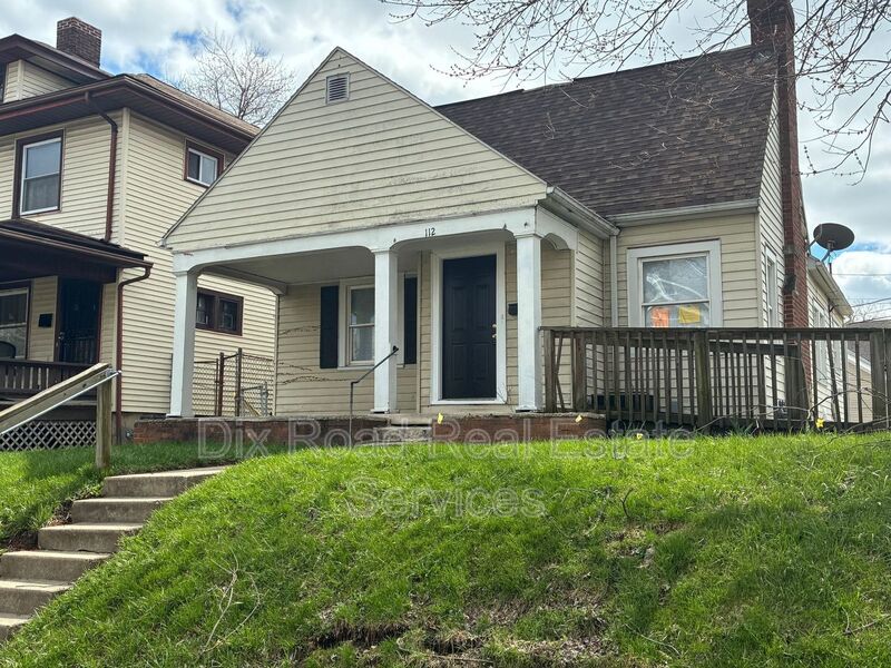 Dayton House: 112 Iroquois Avenue