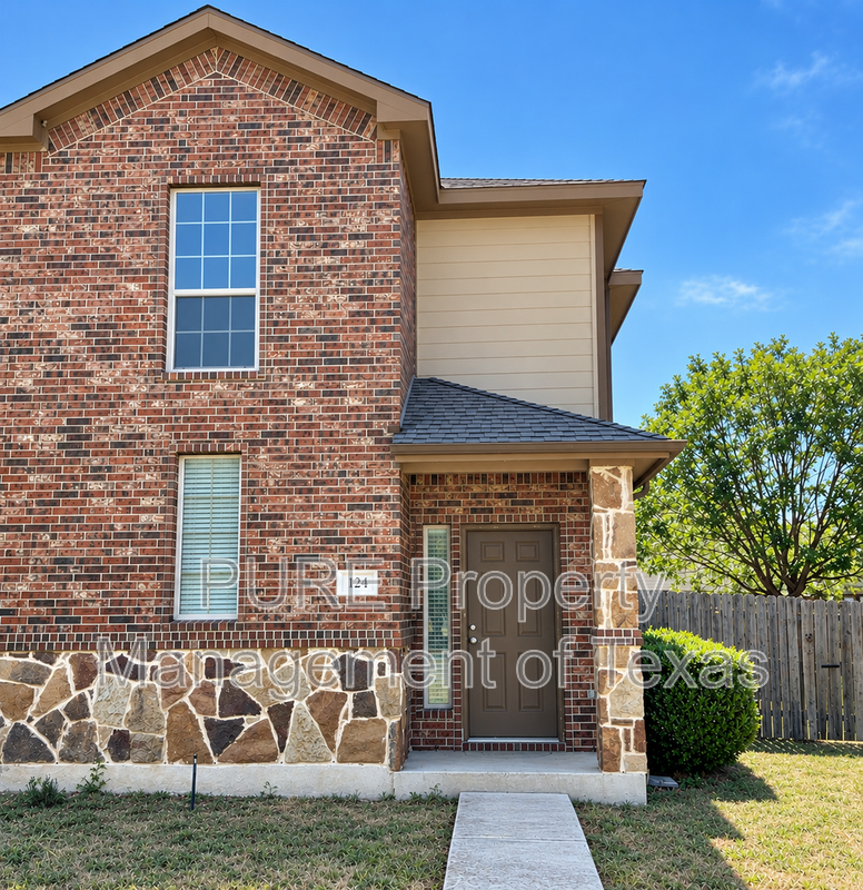 Georgetown Townhome: 124 S. Holly Street