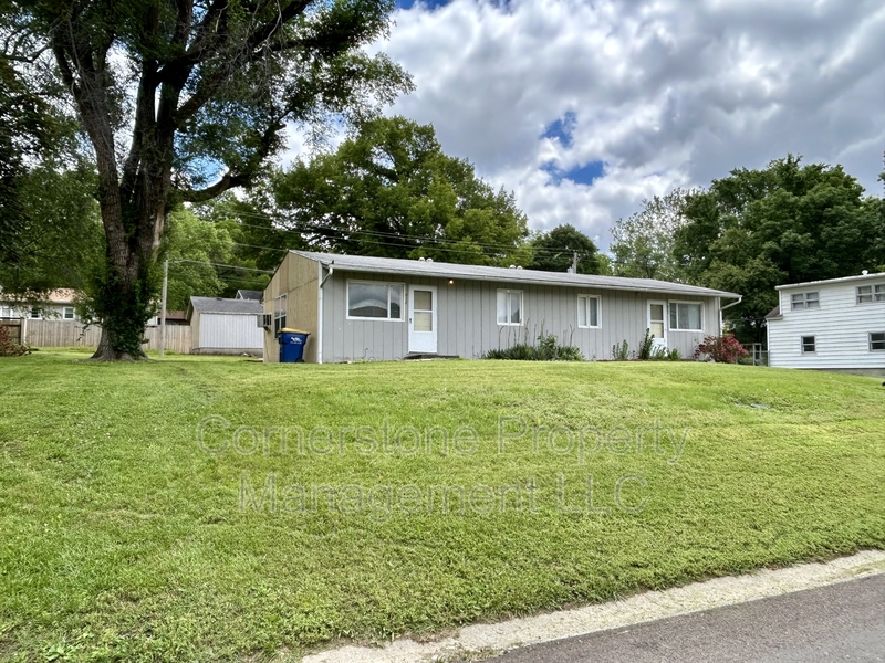 Eudora House: 818 Elm Street