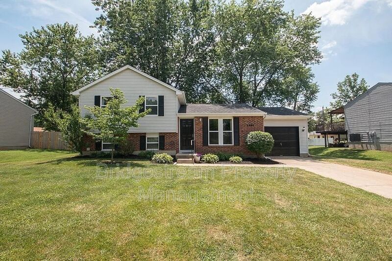 Mason House: 1381 Firethorne Dr