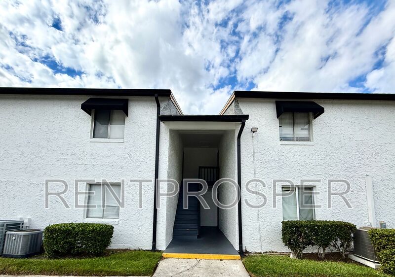 Orlando Condo: 4413 S. Semoran Blvd