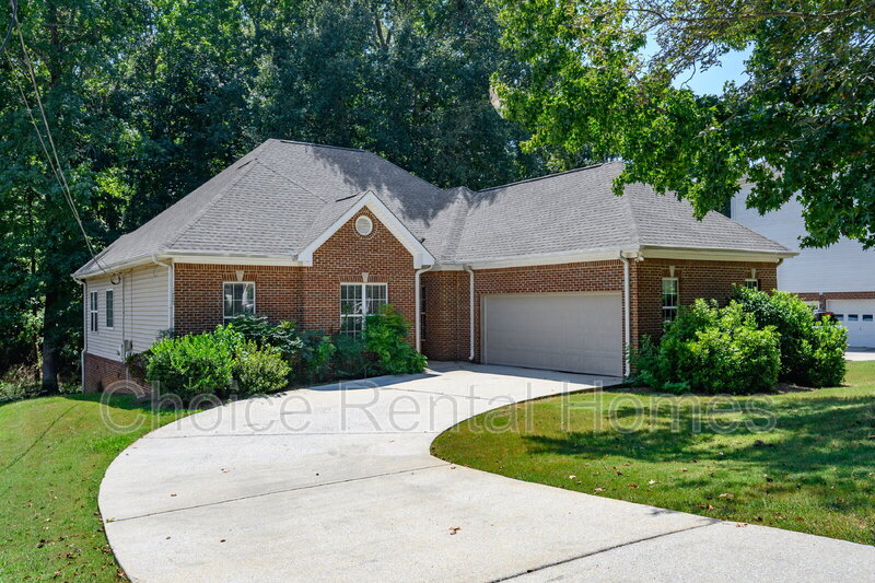 Birmingham House: 4924 Keith Drive