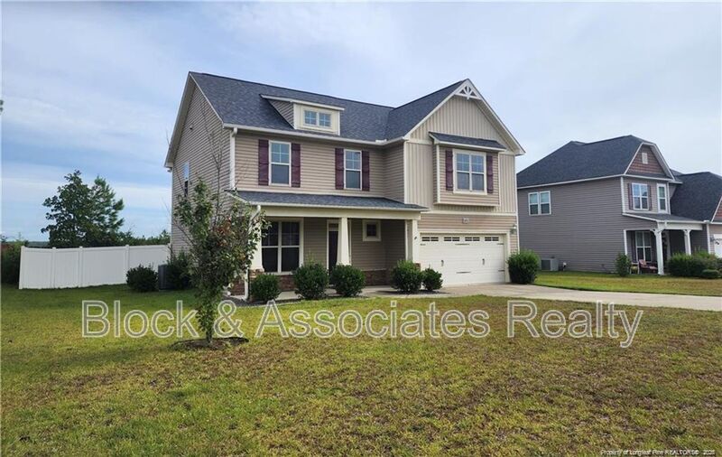 Cameron House: 471 Century Drive