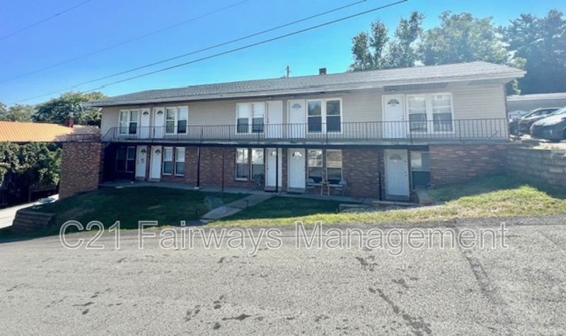 California Condo: Union Street Apartments - 201