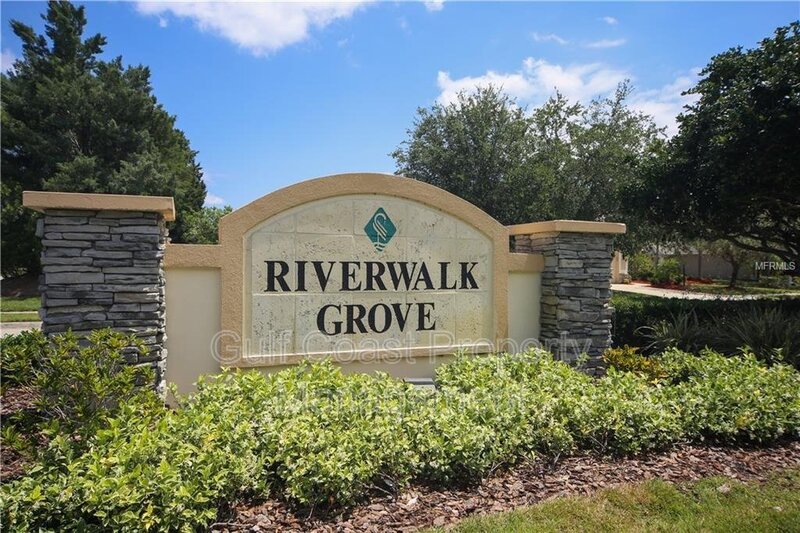 11507 Sweetflag Dr Lakewood Ranch FL 34202 - Photo 3