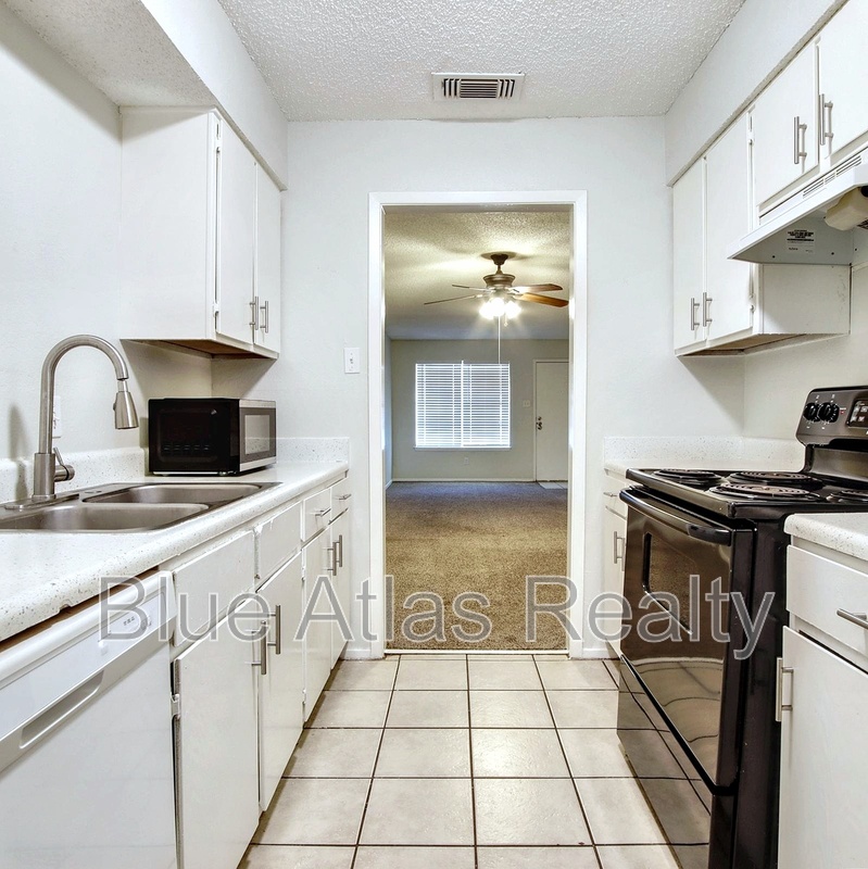 Arlington House: 1714 Fitzgerald Court