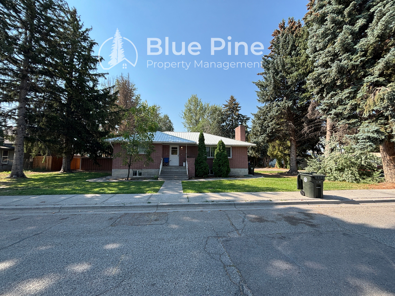 Blackfoot Condo: 598 West Center Street