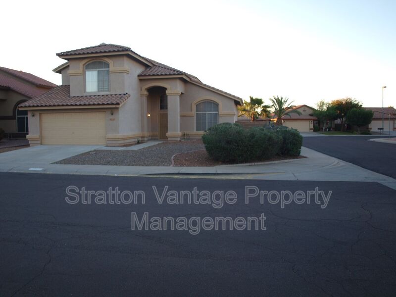 Surprise House: 15007 W Evening Star Trl