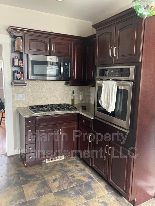 Medford Condo: 24 Cushing st - 2