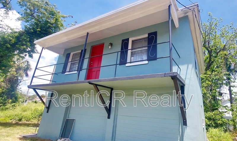 St. Petersburg House: 1771 15th Avenue South