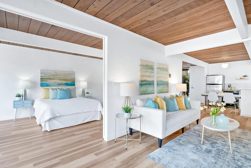 Palo Alto Condo: 115 Greenmeadow Way