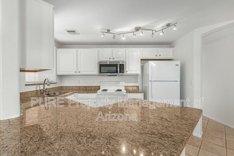 Paradise Valley Condo: 10401 N 52nd St