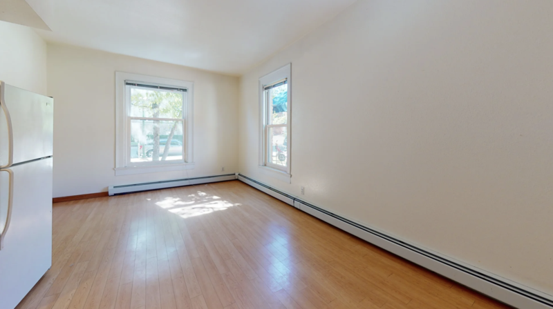 Madison Condo: 10 Langdon St - B