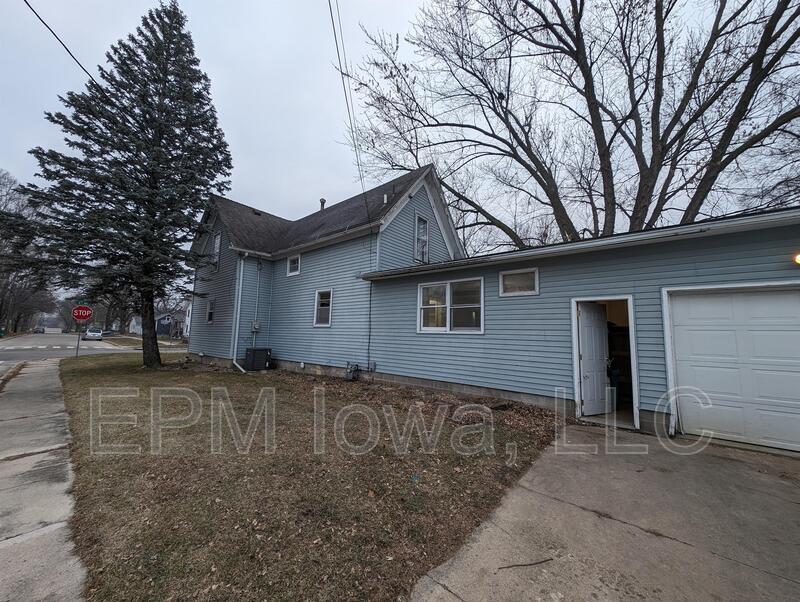 Independence House: 301 6th Avenue Southwest