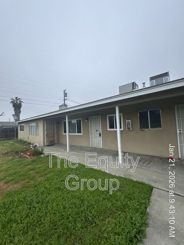 Corcoran Condo: 2016 North Ave